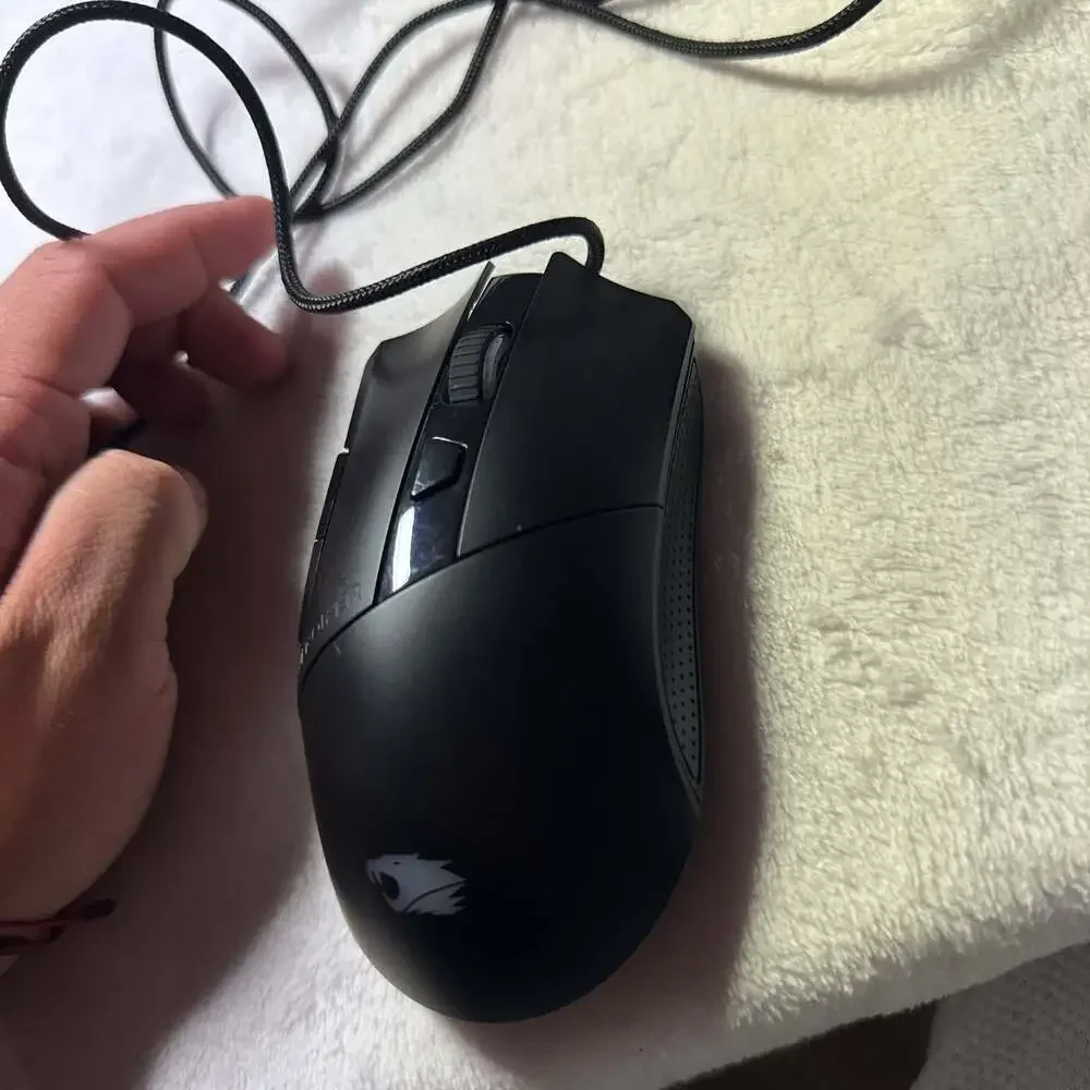 iBUYPOWER Black Wired USB Gaming Mouse with Braided Cable